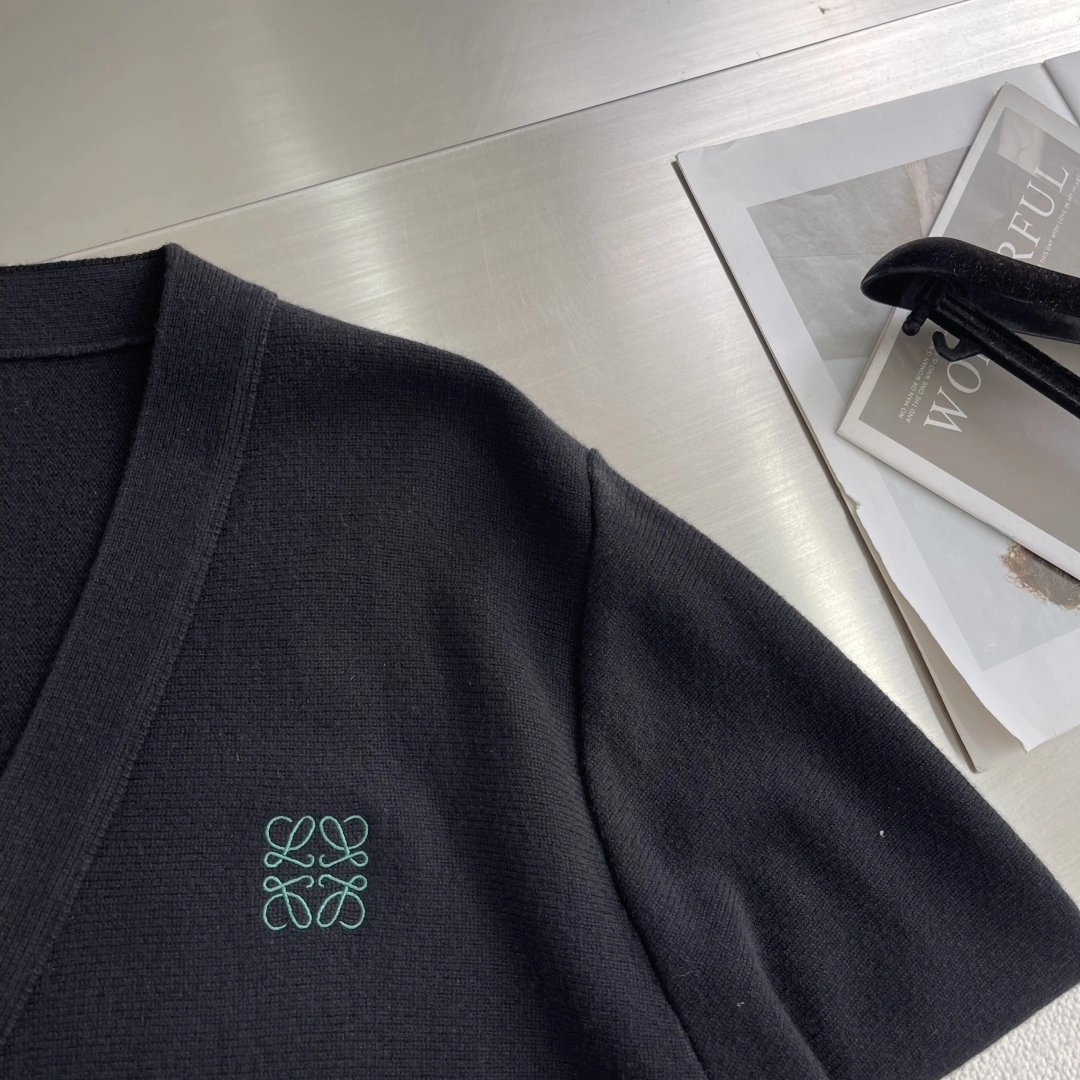 wg.luxury -- 8o5w5 embroidery item: E-F443J1242H